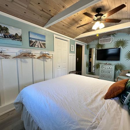 Palm Paradise Retreat Сент-Питерсберг Экстерьер фото